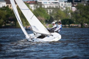 Bow no: 004 // Sail: FRA 8237 // Skipper: Xavier ROHART // Crew: Pierre-Alexis PONSOT